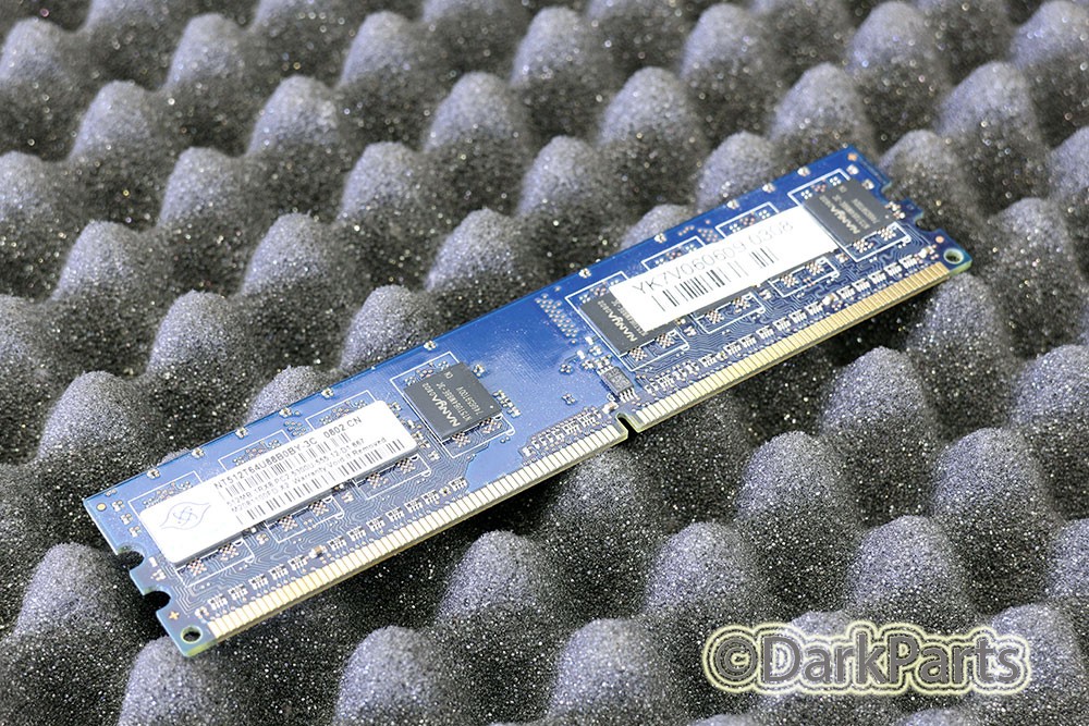 Nanya NT512T64U88B0BY-3C 512MB Memory RAM PC2-5300U-555-12-D1