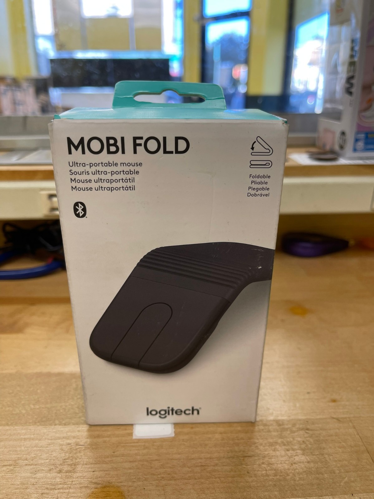 Logitech MOBI FOLD Ultra-Portable Mouse (910-007601) Brand New