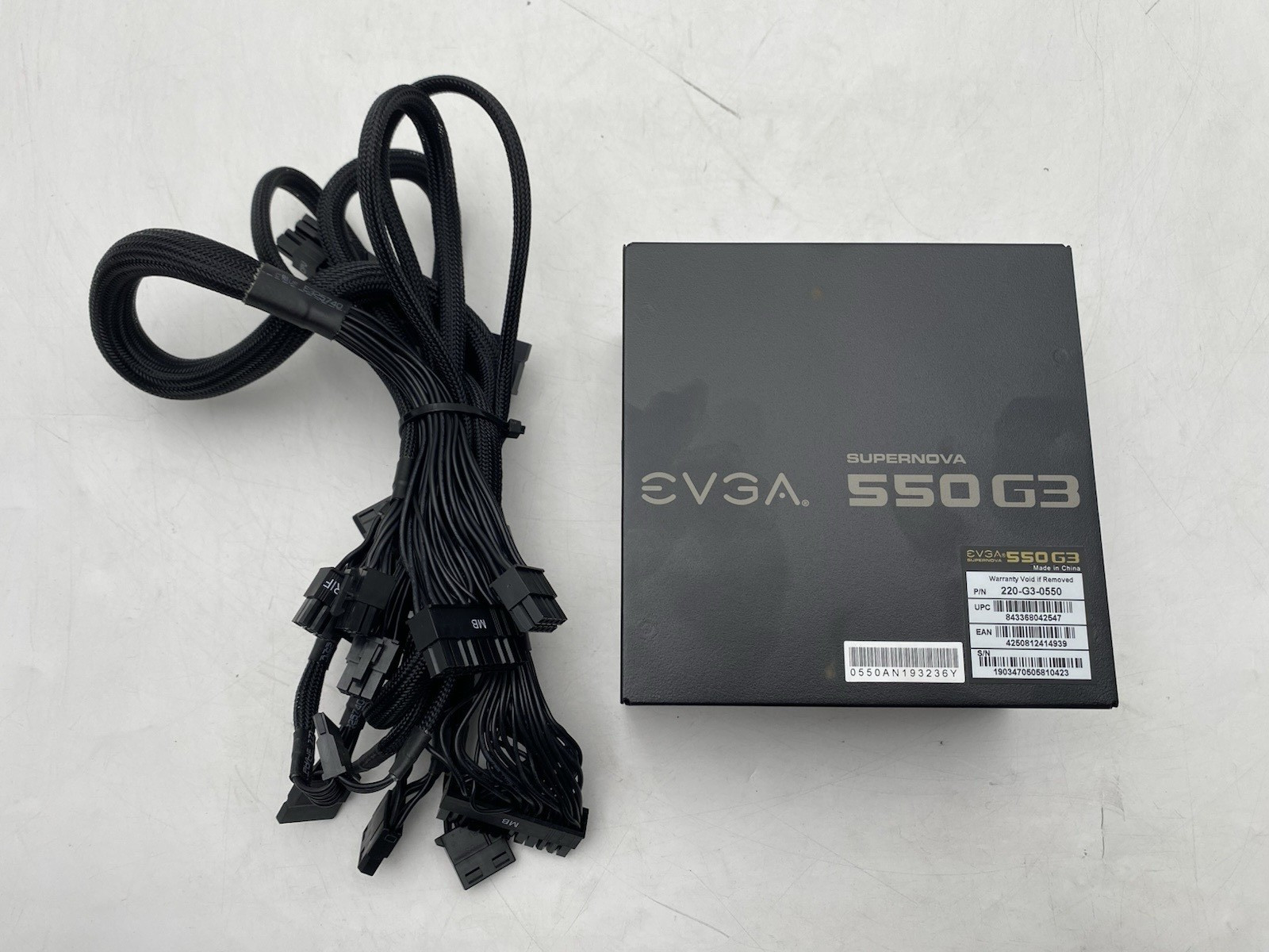 EVGA SUPERNOVA 550 G3 80+Gold 550W Modular Power Supply 220-G3-0550 No VGA Cable