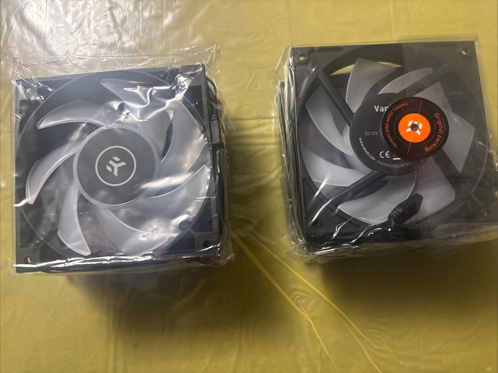(6) EKWB EK Vardar EVO 120ER 2200RPM Static Pressure RGB Case Fan - Black