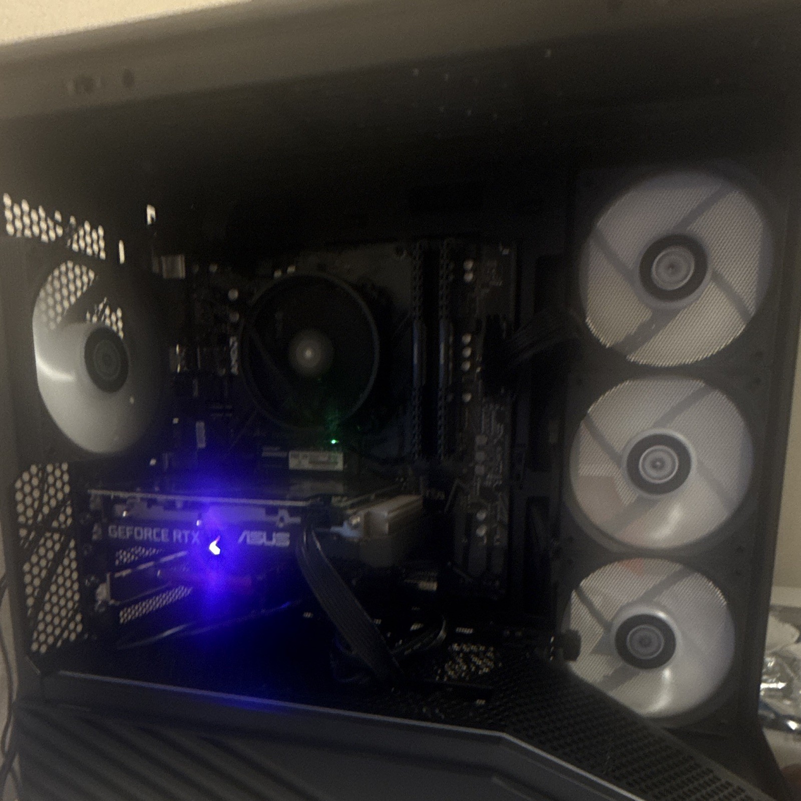 Custom/Whitebox Gaming Tower PC Ryzen 5 5500 RTX 3060 16GB Wi-Fi Win11