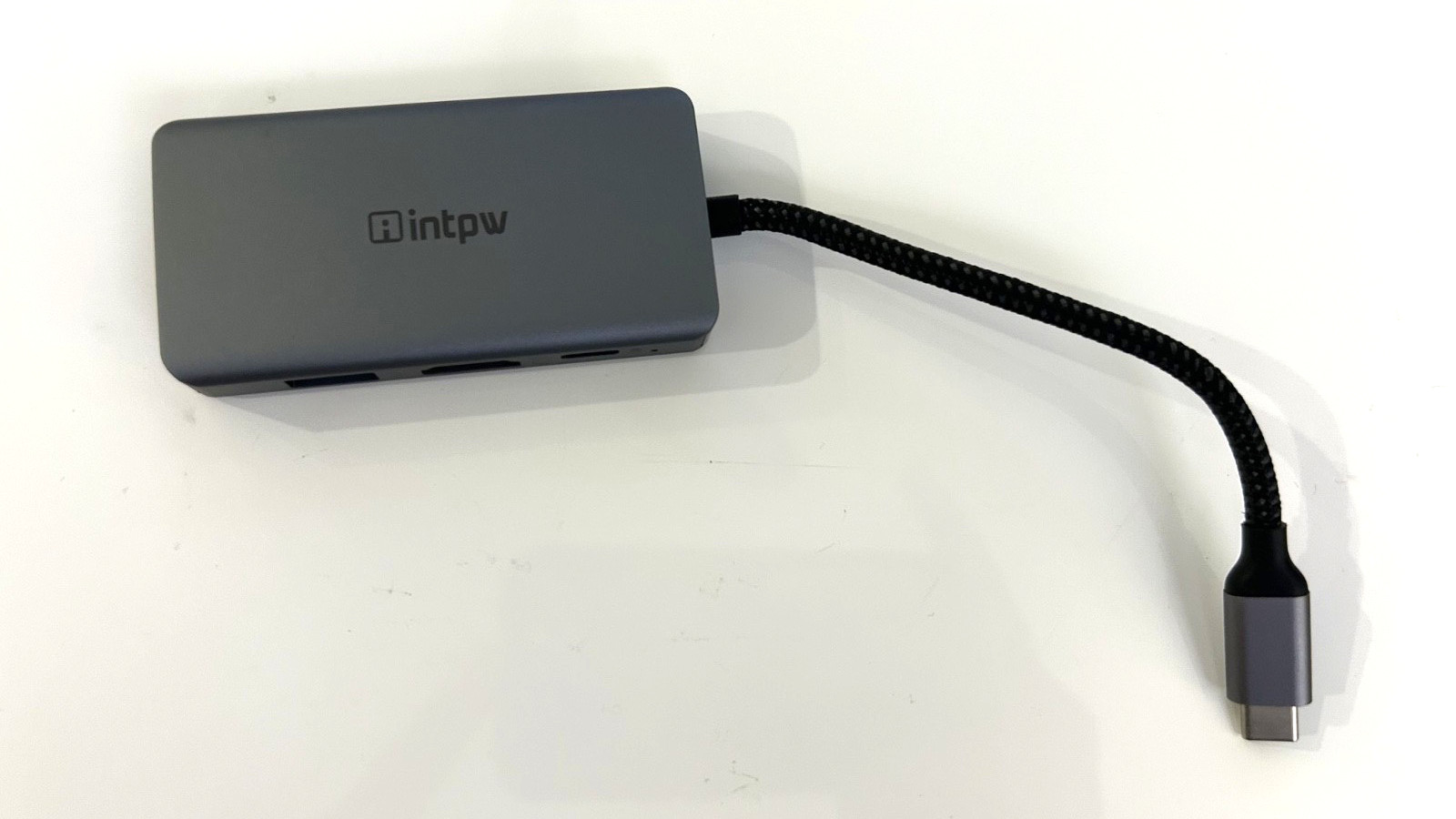Intpw Multi-port USB-C to VGA HDMI USB-3 