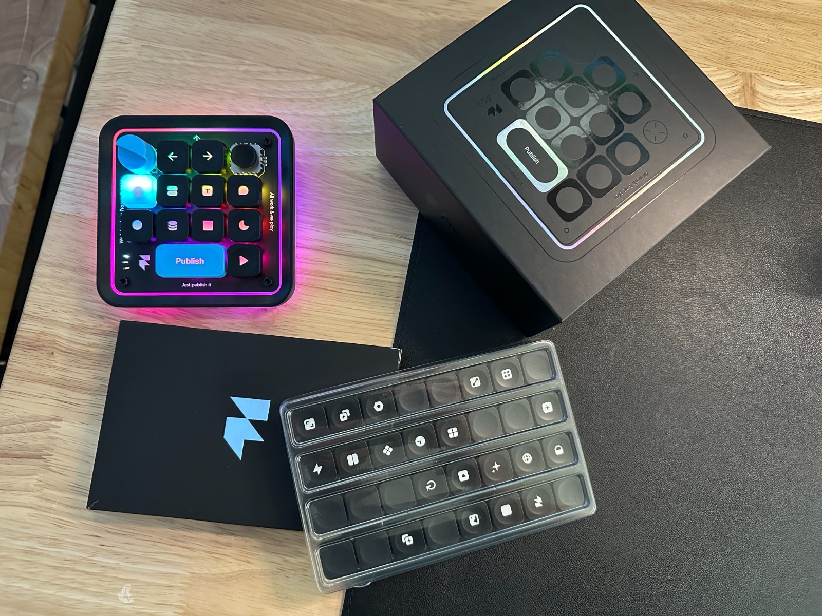 Work Louder Micro Pro x Framer Keyboard (Ready to Ship)