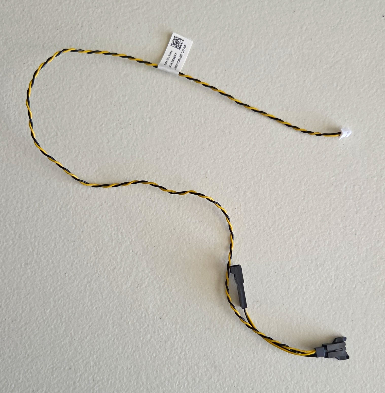 Dell 2 Pin to 2 Pin 2-Wire Internal Power Cable, Black/Yellow, R867J