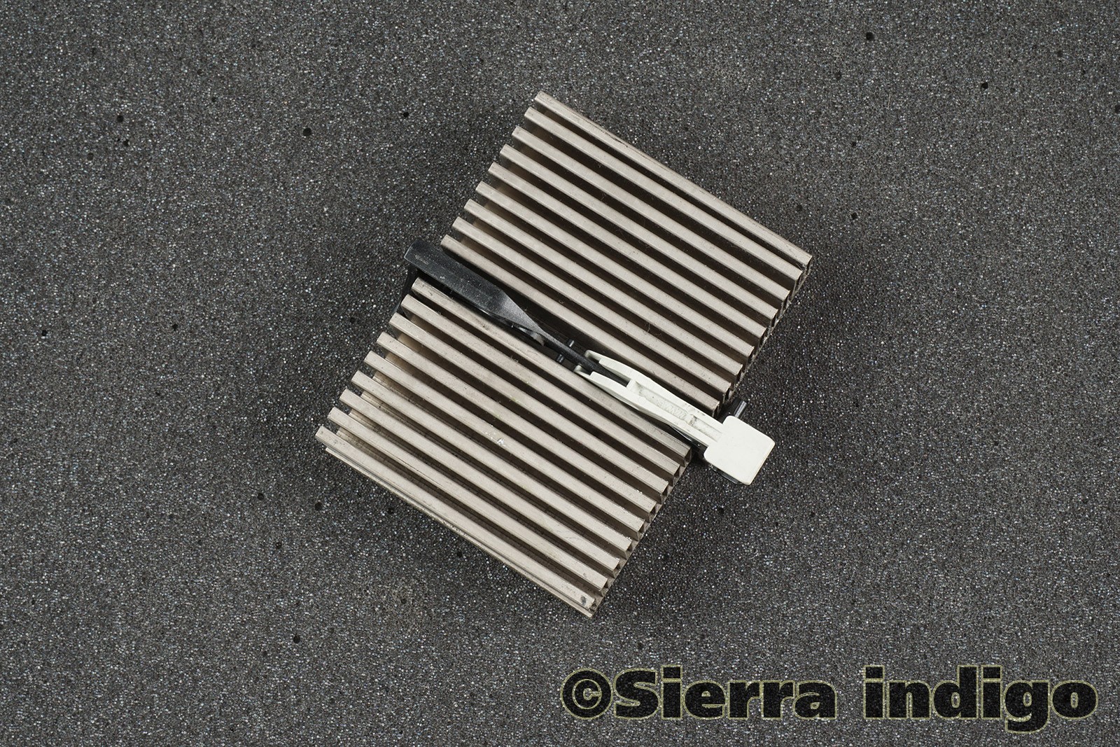 IBM FRU 24P0653 06P6223 xSeries 330 Heatsink