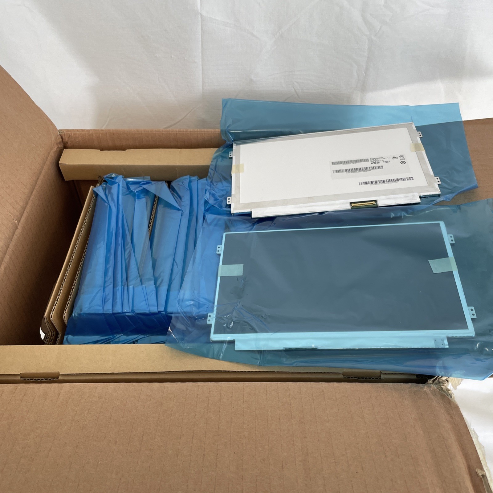 Box 40 LCD Display Screens 9x5.5 inch size - AU Optronics B101EW01 | DIY
