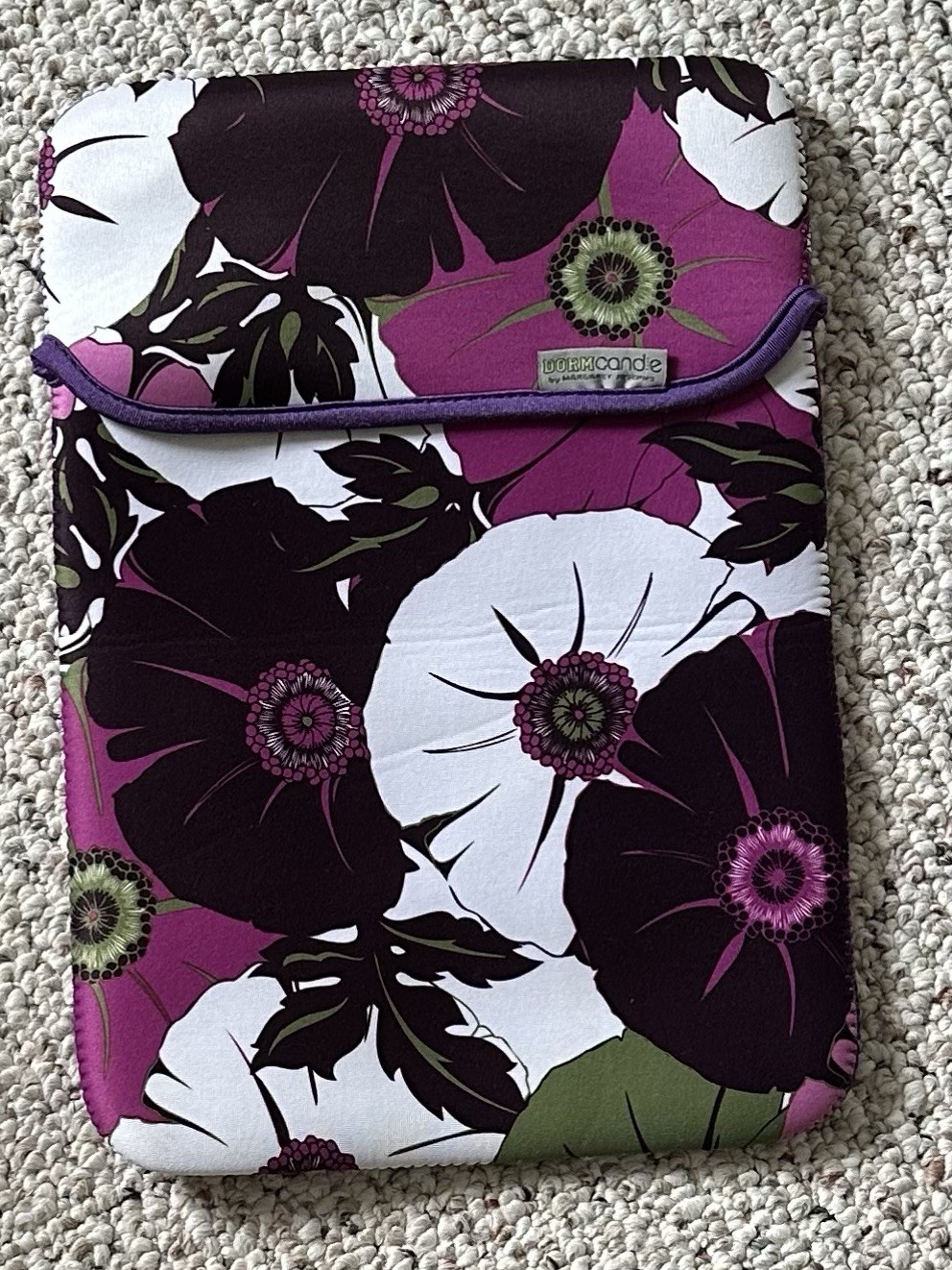 Dorm Candie By Margaret Josephs Neoprene Laptop Case Sleeve Up To 17" EUC