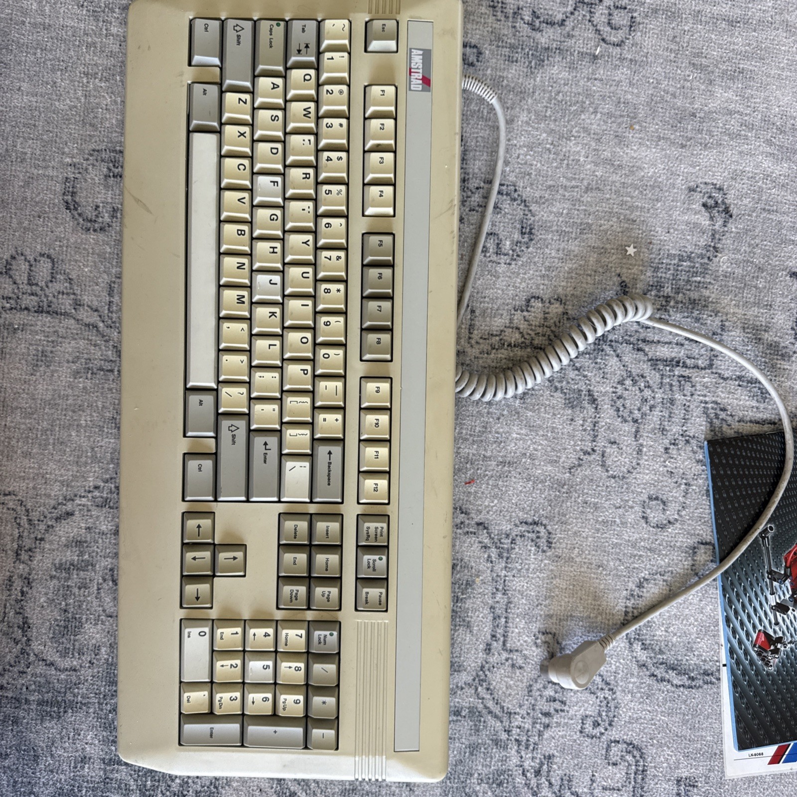 AMSTRAD 7220000824 COMPUTER KEYBOARD VINTAGE
