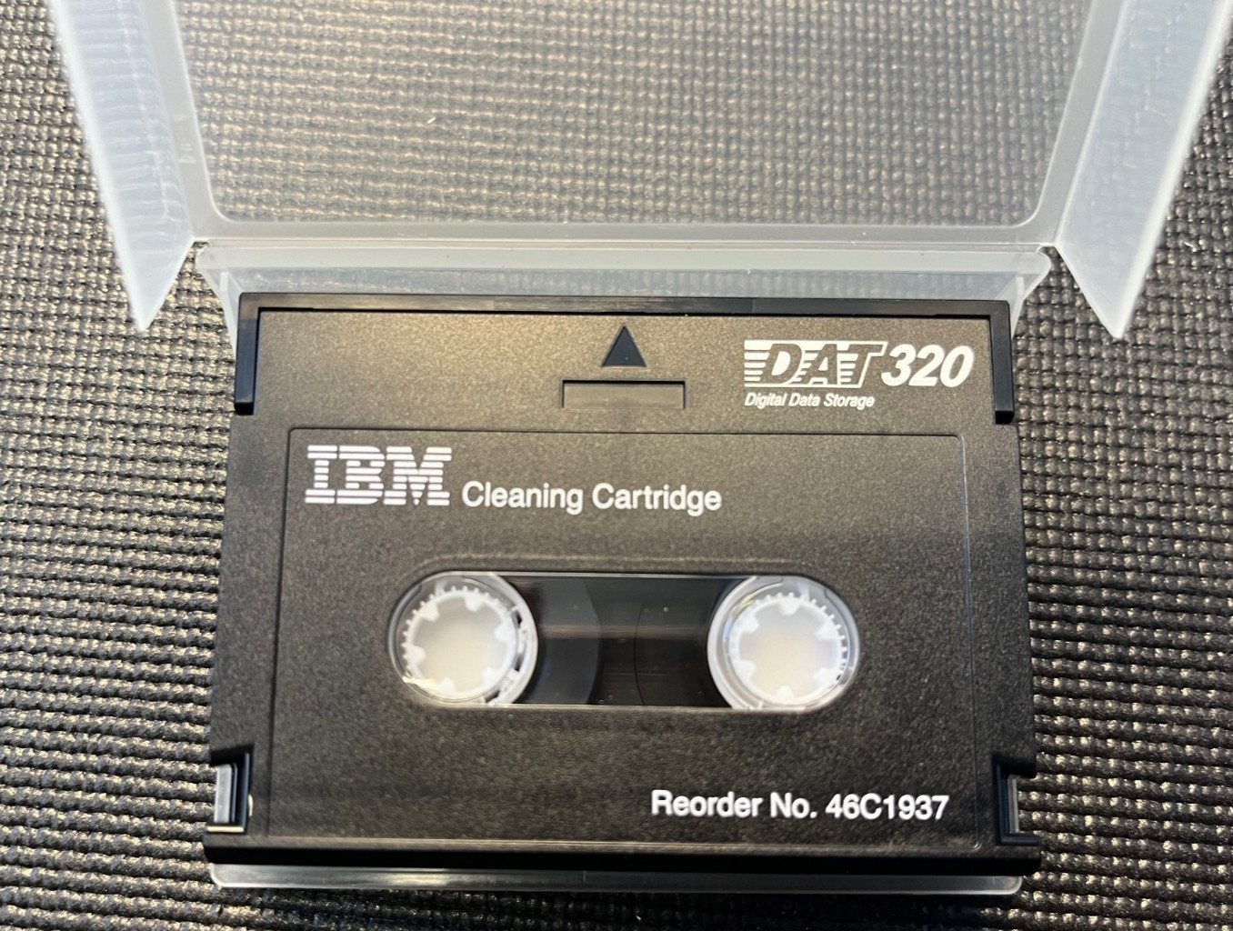 IBM DAT 320 Cleaning Cartridge 46C1937 4mm DDS-7 Data Tape Drive Cleaner