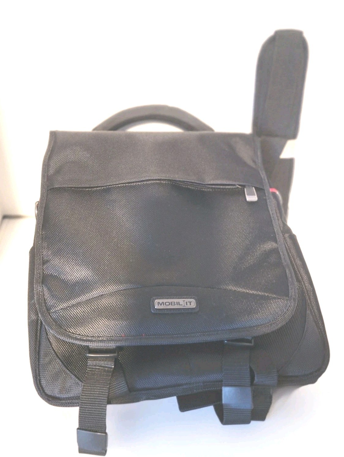 ATIVA Mobil It Black Nylon Laptop Notebook Organized Messenger Bag NWT