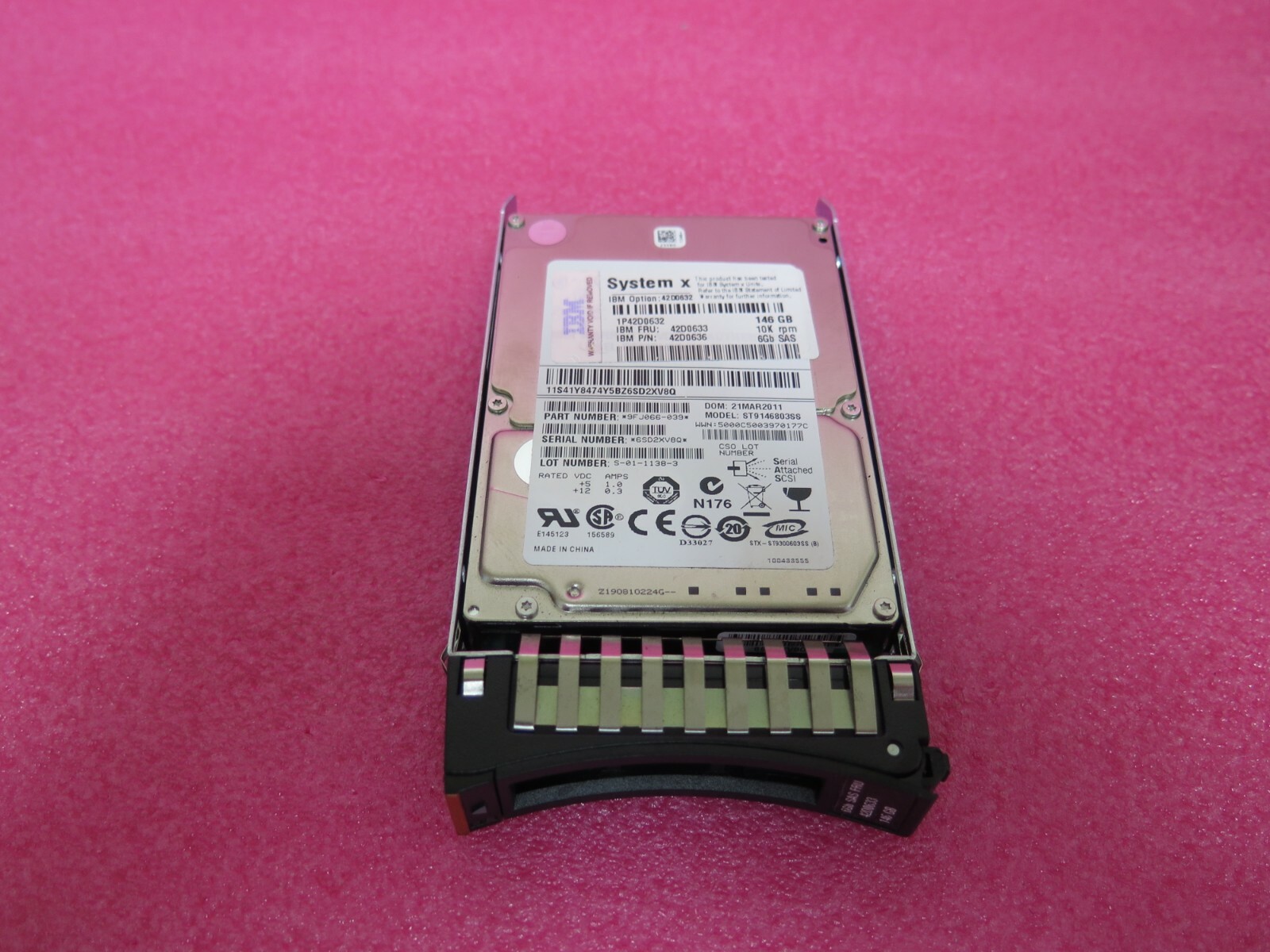 IBM 146GB 10K 2.5" SAS Hard Drive Hot Swap 42D0632 42D0633 42D0636