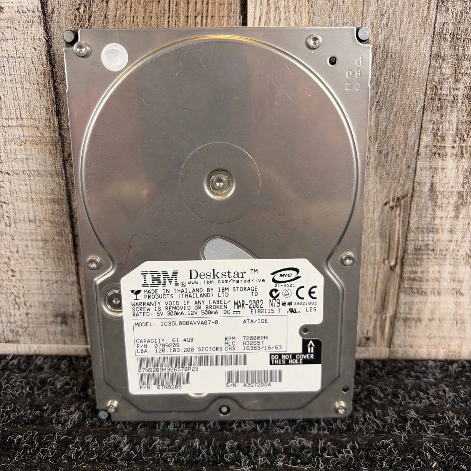 IBM Deskstar 61.4GB Internal PC Hard Drive 7200 RPM3.5" IC35L060AVVA07-0 ATA/IDE