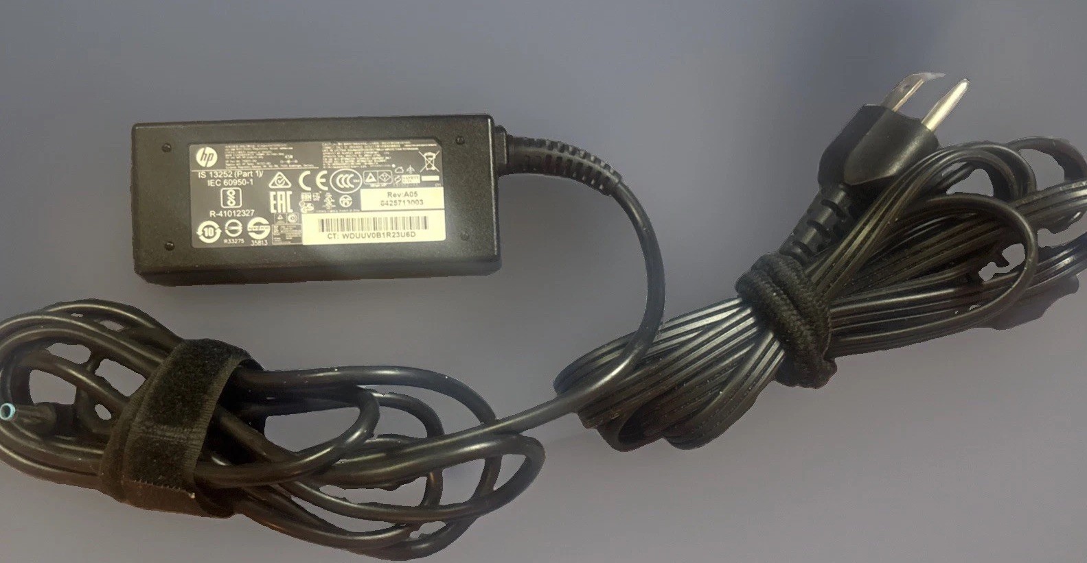 Genuine 45W HP Laptop AC Adapter Charger IS 13252 IEC 60950-1 R-41012327 w/Cord