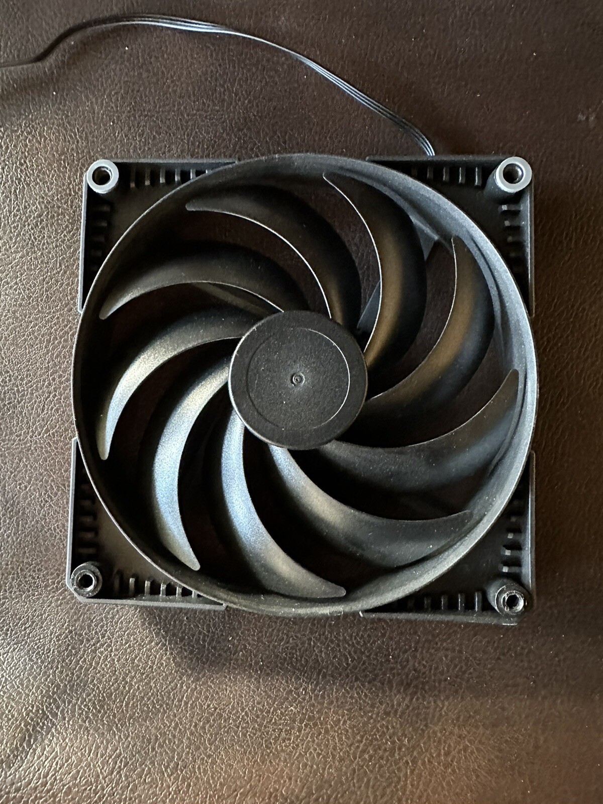 Phanteks SK140 140mm Case Fan High Airflow 9 Blade Design Black