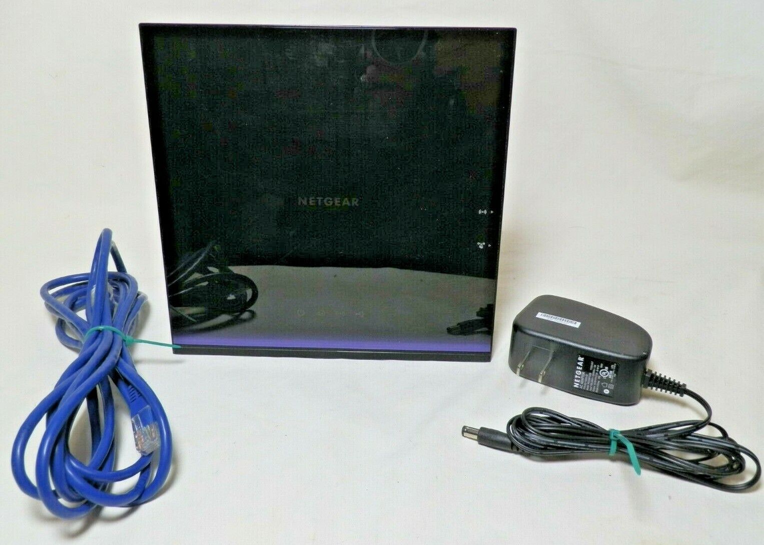 NETGEAR Black Model R6250 WiFi Smart Router Dual Band 4 Port, TESTED