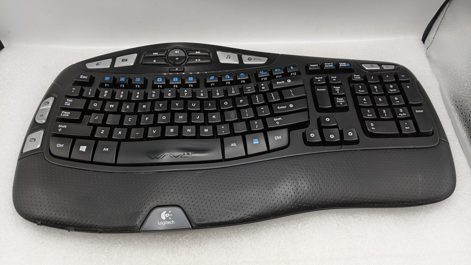 Logitech K350 ( Y-RBN90 ) Wireless Comfort Wave Ergonomic Keyboard NO RECIEVER