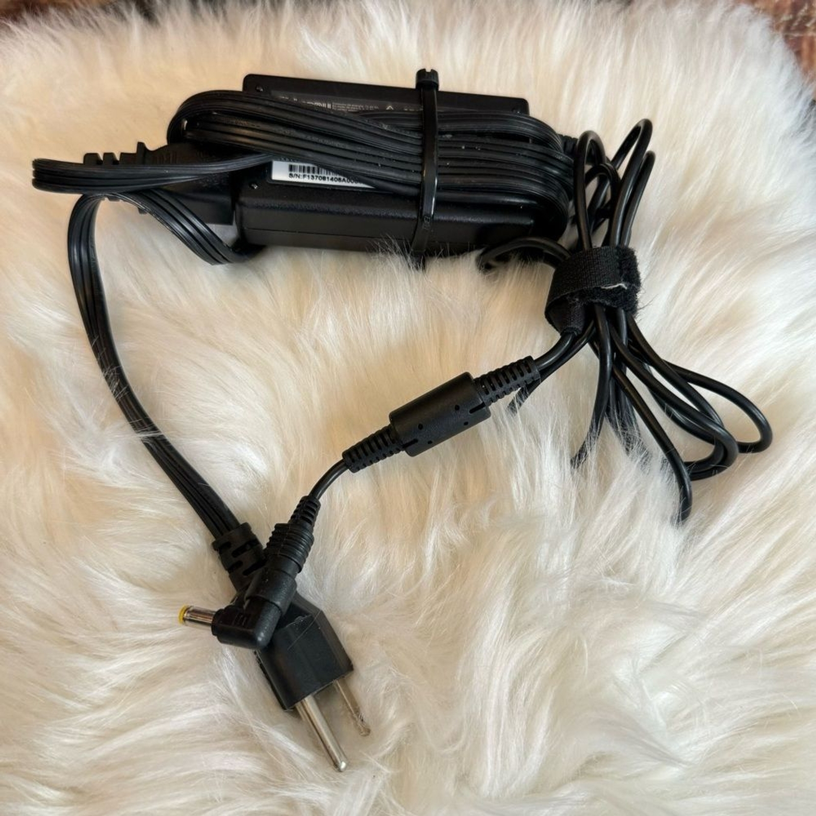 Chicony Laptop Ac Adapter Charger Power Cord 65 Watt Model A11-065N1A ADP-65VH D