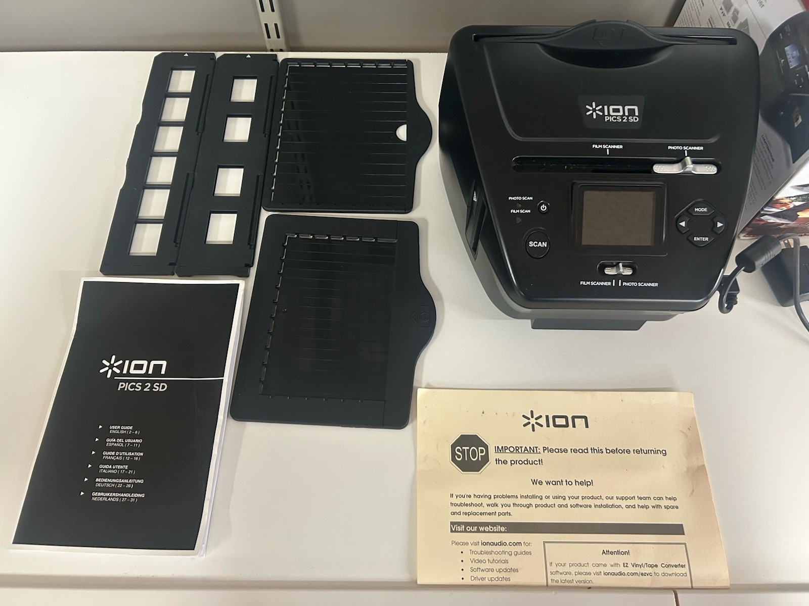 Ion Pics 2 SD Photo Slide and Film Scanner No SD card Good Pre-owned Condition 