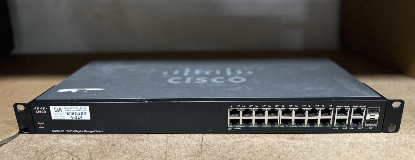 Cisco SG300-20 20 Port Gigabit Managed Switch