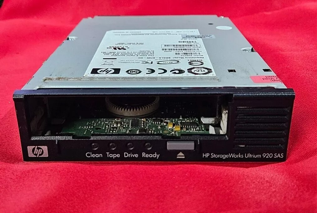 HP INTERNAL TAPE DRIVE BRSLA-0705-DC EH847A EH847-60005 EH847-69201 - NO FLAP