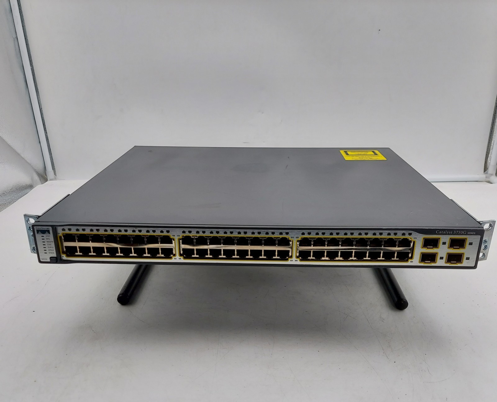 Cisco WS-C3750G-48TS-S Catalyst 3750G 48-port 10/100/1000 Switch