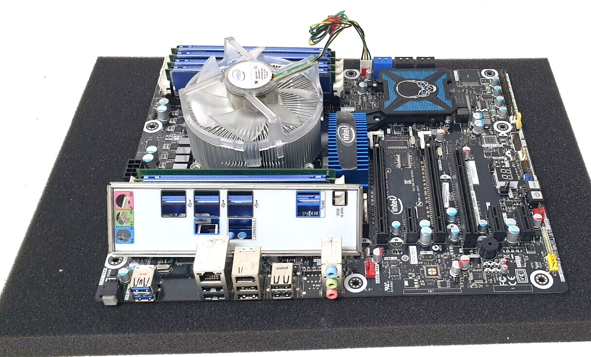 INTEL DX79T0 AA G28805-400 LGA 2011 SOCKET MOTHERBOARD W/I/O Shield cpu / memory