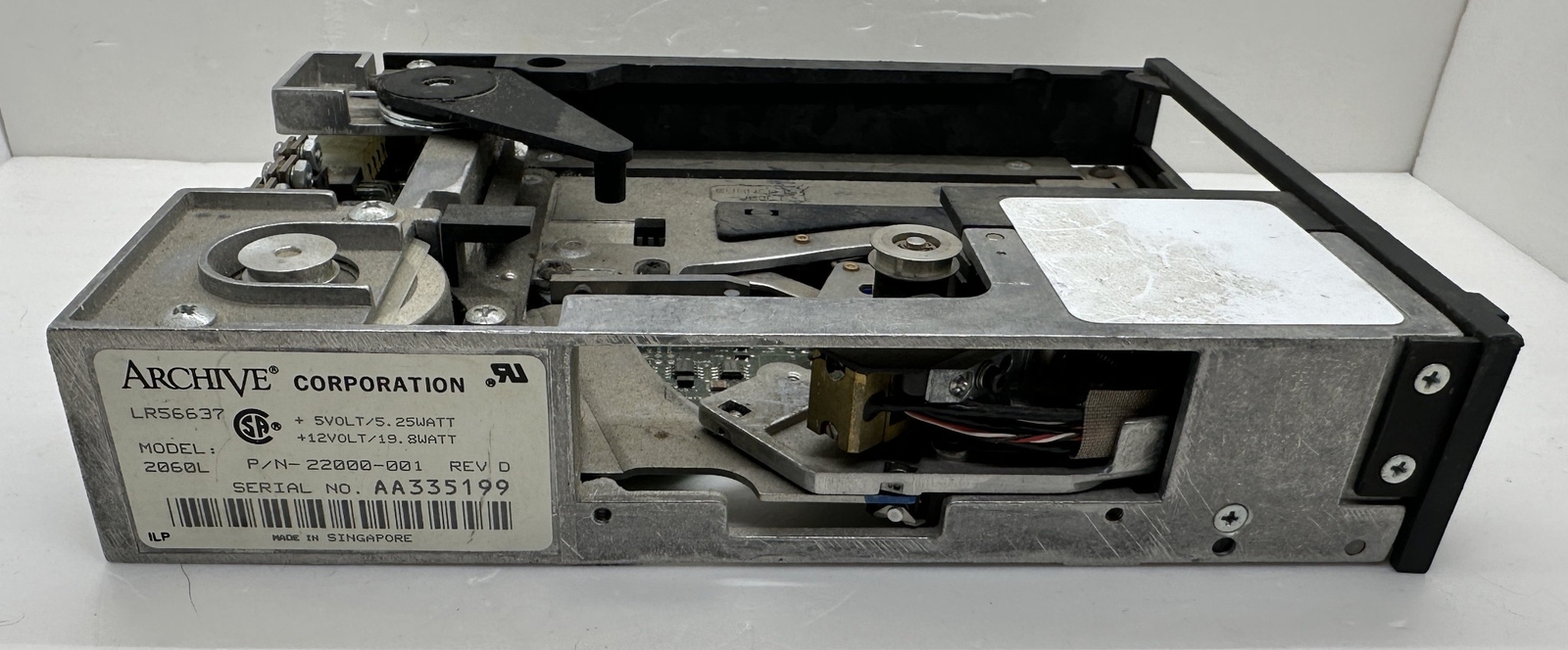 Archive Corporation Tape Drive Black Bezel Model 2060L LR56637 60MB