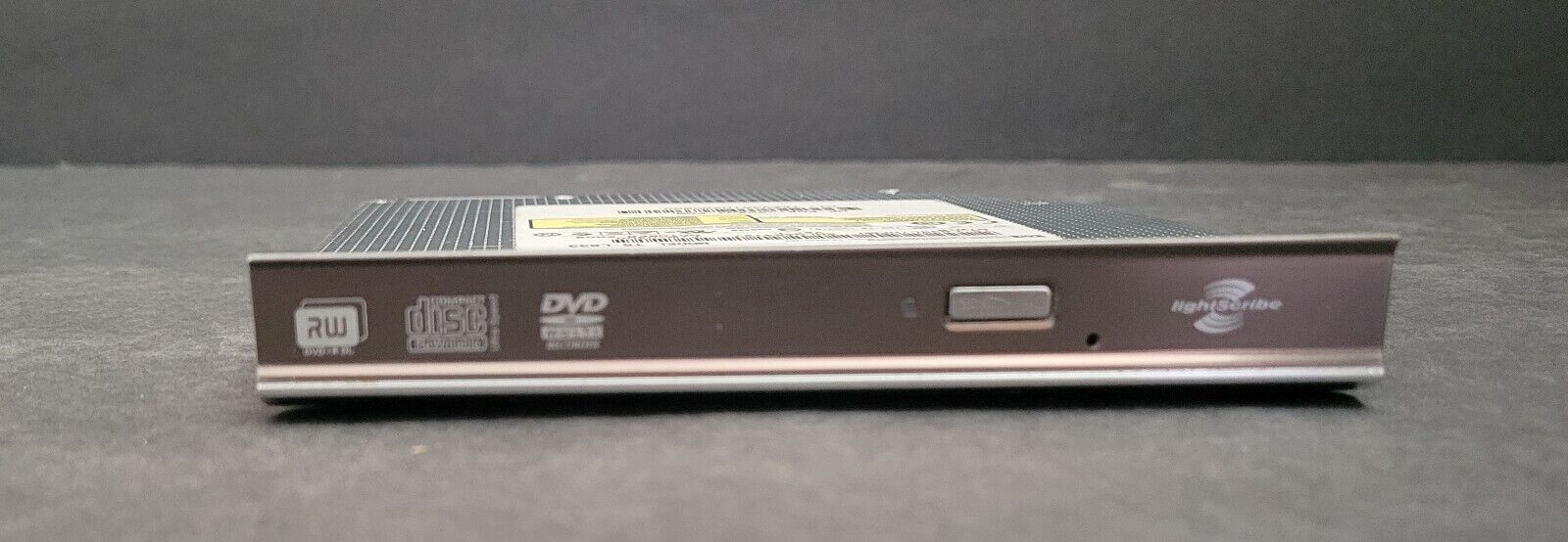 HP TS-L633 Lightscribe SATA DL 12.7 MM DVD±RW Drive. NICE