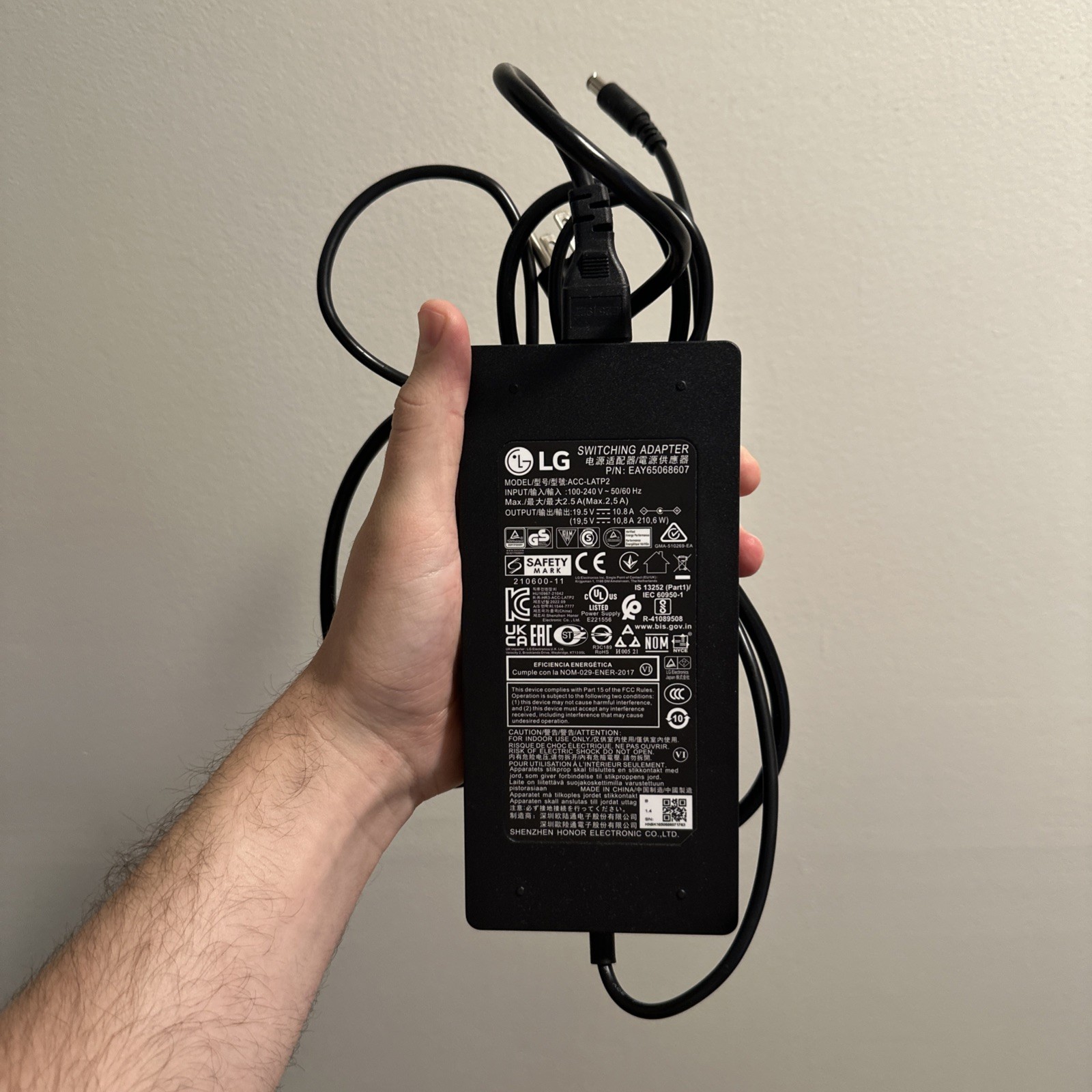 Genuine LG ACC-LATP2 Monitor AC Adapter 19.5V 10.8A 210.6W EAY65068607