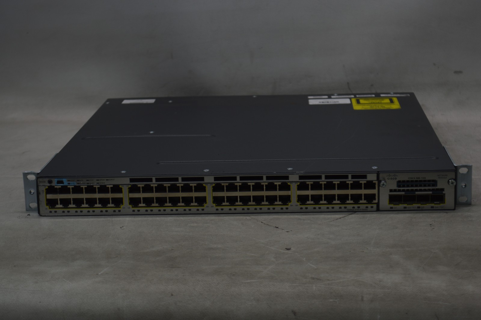 Cisco C3750X-48T-S V01 Network Switch