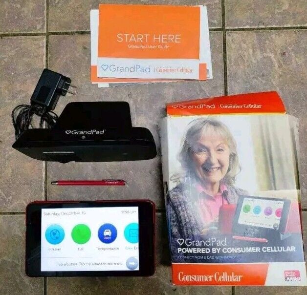 Grandpad Consumer Cell Tablet Bundle: Tab, Charging Cradle, Smart Case & Stylus