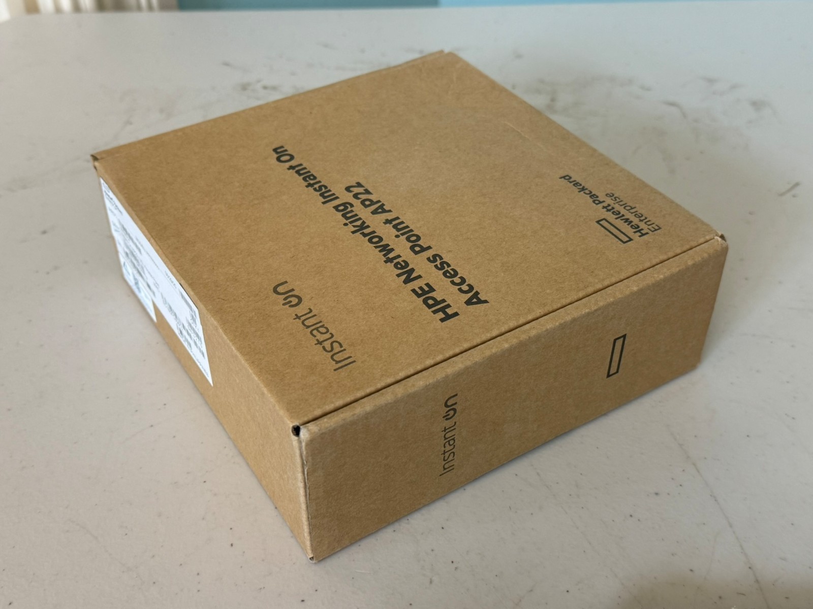Aruba HPE Instant On AP22 APIN0505 Wireless Access Point WAP R4W01A Open Box