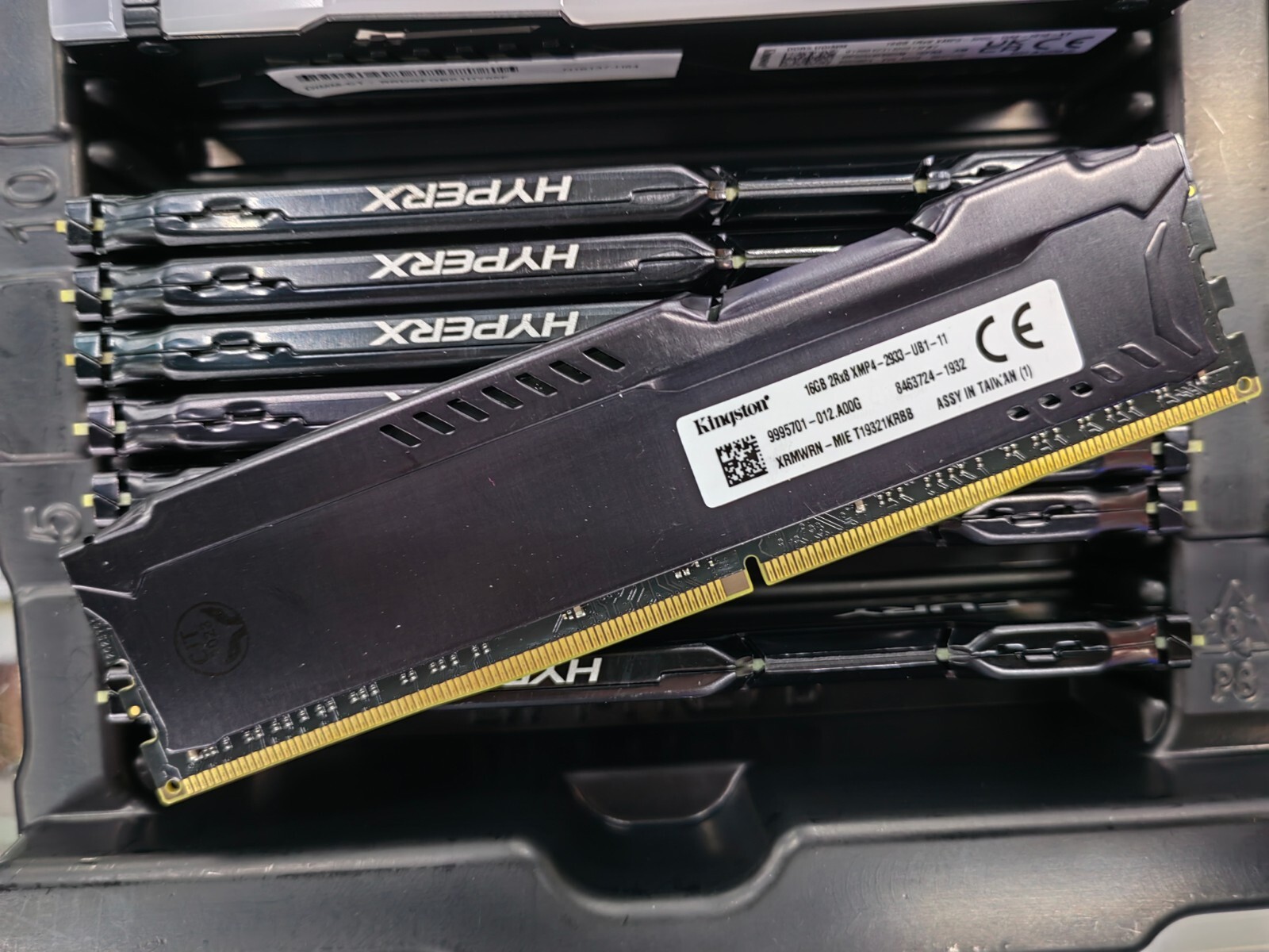 DELL Kingston 16GB DDR4 2933 Desktop DIMM RAM 2Rx8 PC4-23400 XRMWRN-MIE 288pin