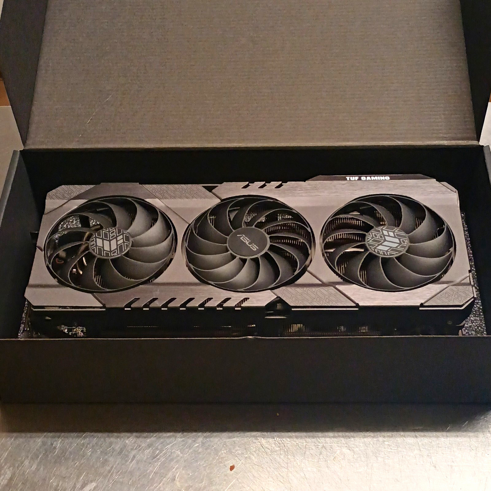 ASUS TUF Gaming AMD Radeon RX 6800 XT 16GB GPU TUF-RX6800XT-O16G