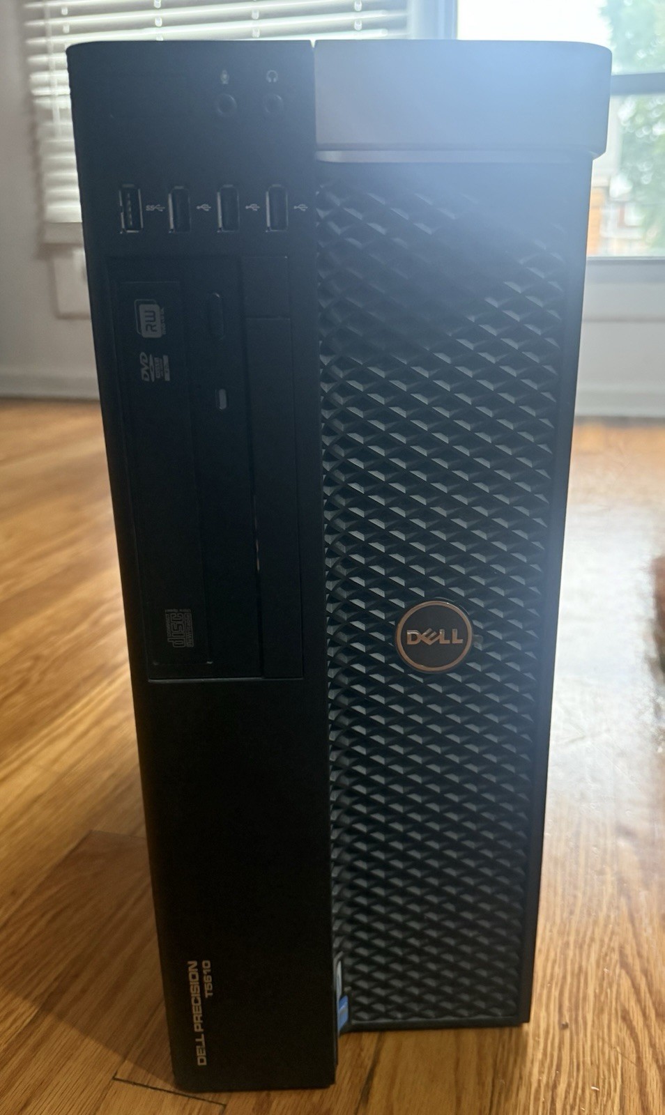 Dell Precision T5610 16-Core 2.90GHz E5-2690 64GB RAM 2x 2TB K600 Win10