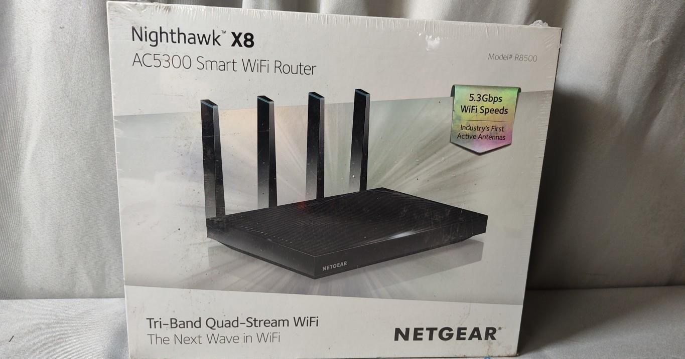 NETGEAR Nighthawk X8 - R8500 - AC5300 Tri-Band WiFi Router - Sealed - New