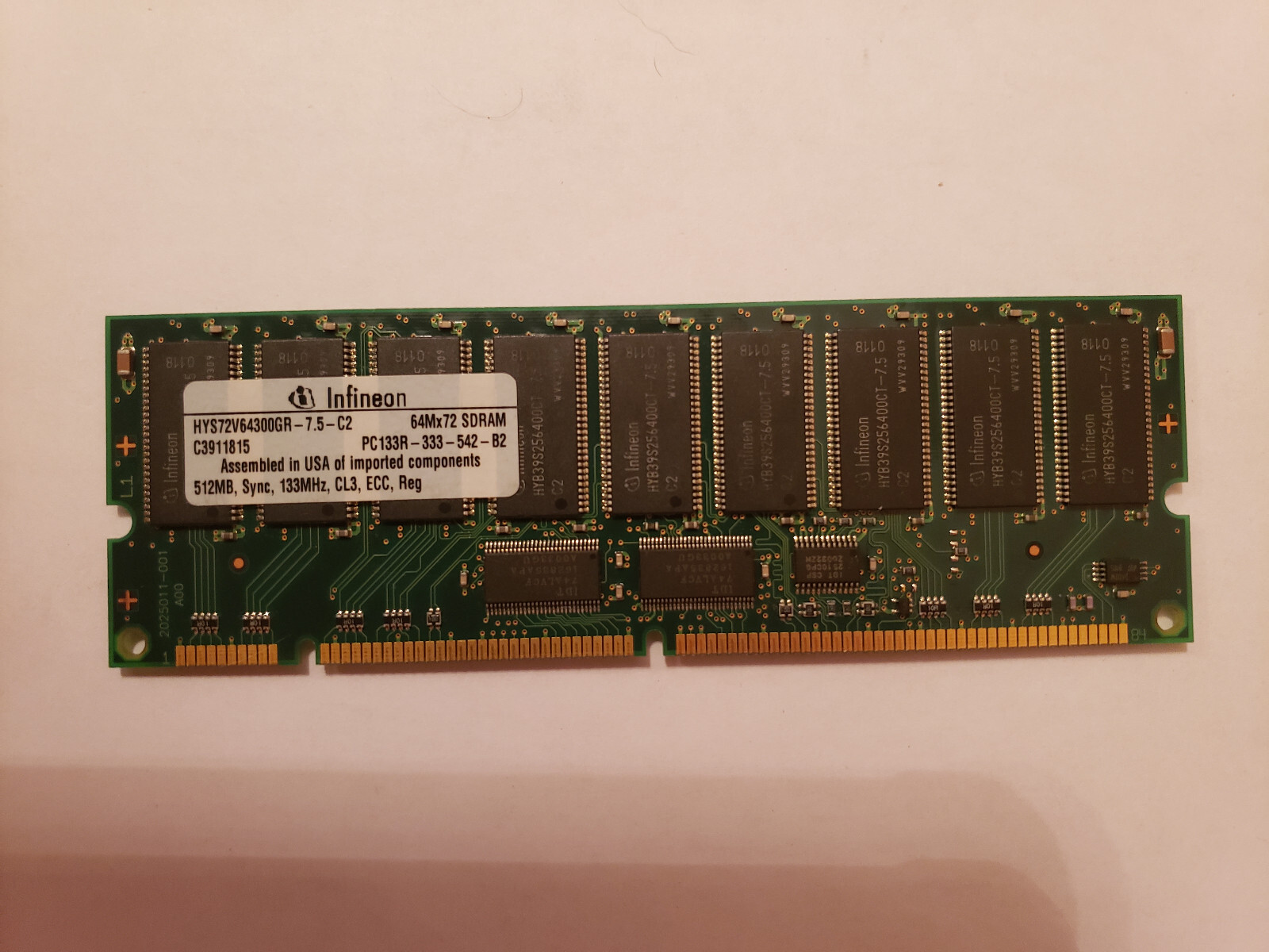 Used INFINEON 512MB HYS72V64300GR-7.5-C2 64Mx72 SDRAM PC133R-333-542-B2