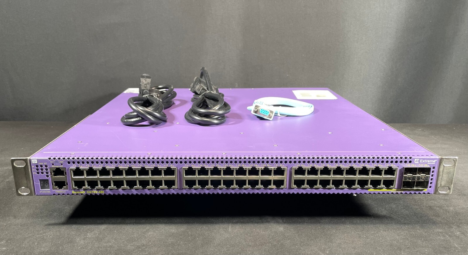 Extreme Networks Summit 17200 X670V-48T 48-Port 10Gbe Network Switch-Fast Ship