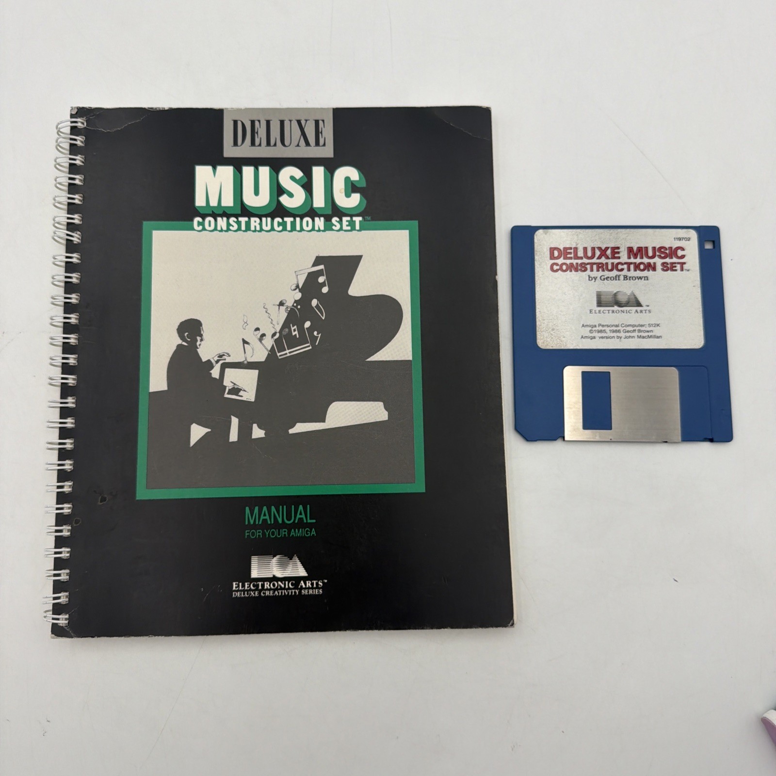 Deluxe Music Construction Set Commodore Amiga EA Complete Manual Disk Tested