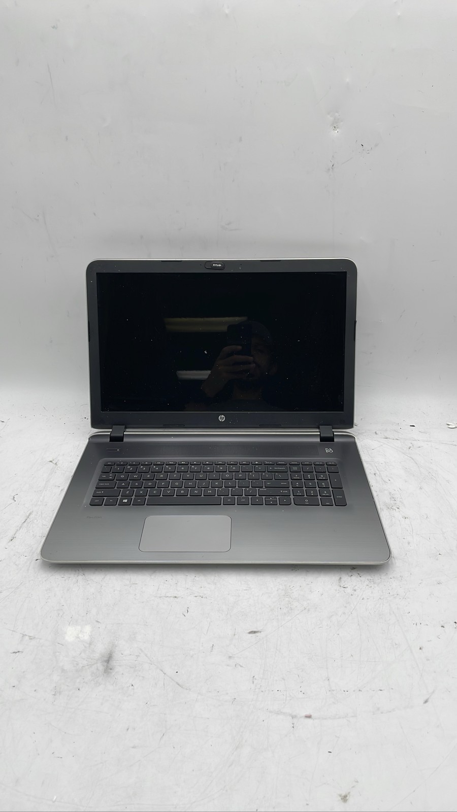 HP Pavilion 17z-g100 AMD A-Series L9S24AV 5CD61557SW 17.3" Laptop