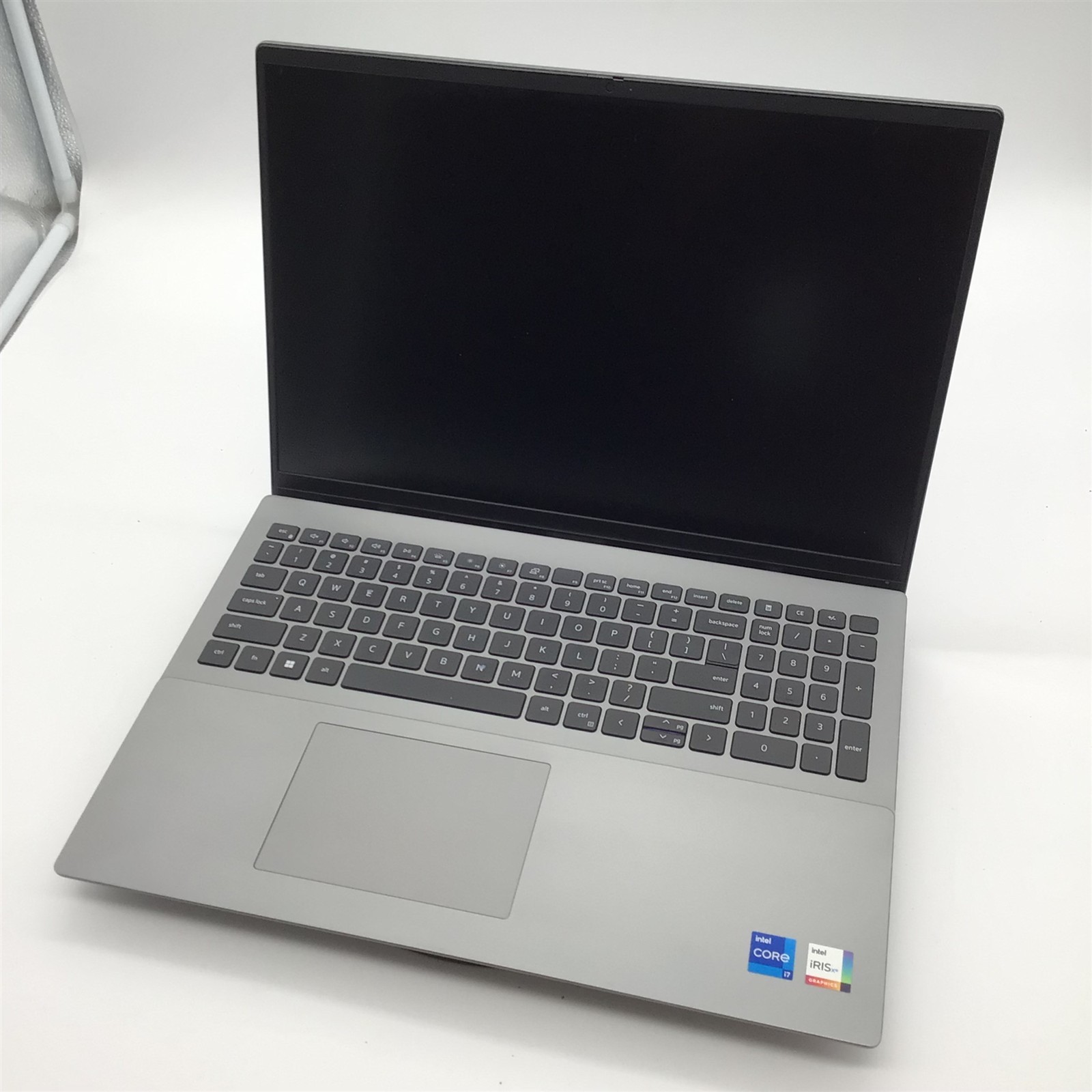 Dell Vostro 5620 i5-1240P/16GB RAM/No SSD