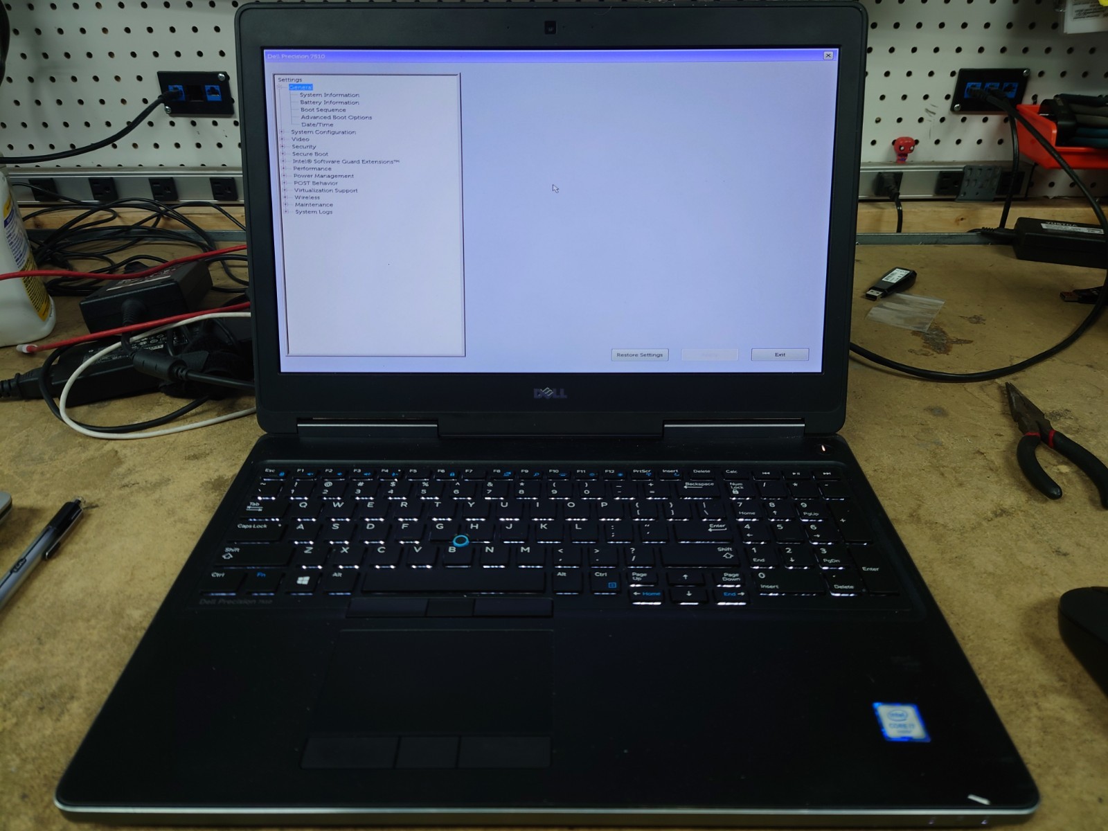 Dell Precision 7510 15.6" FHD i7-6920HQ 32GB RAM 512GB SSD No OS