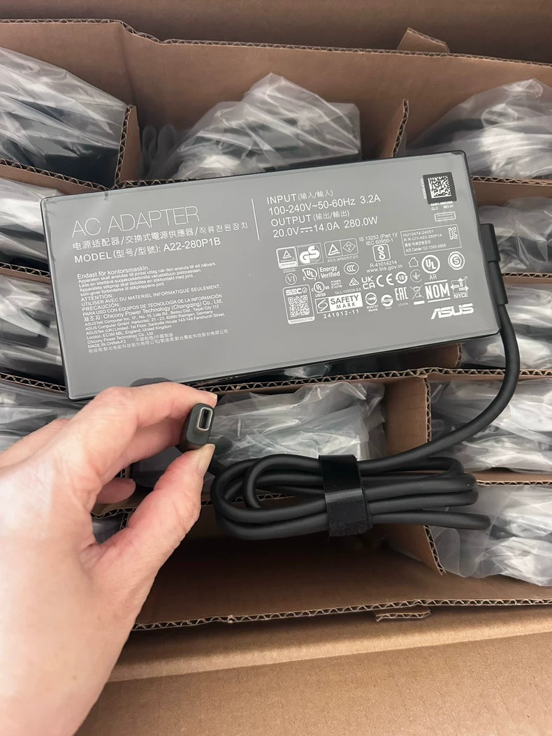 1pc Genuine ASUS 20V 14A 280W AC Adapter A22-280P1B Laptop Charger