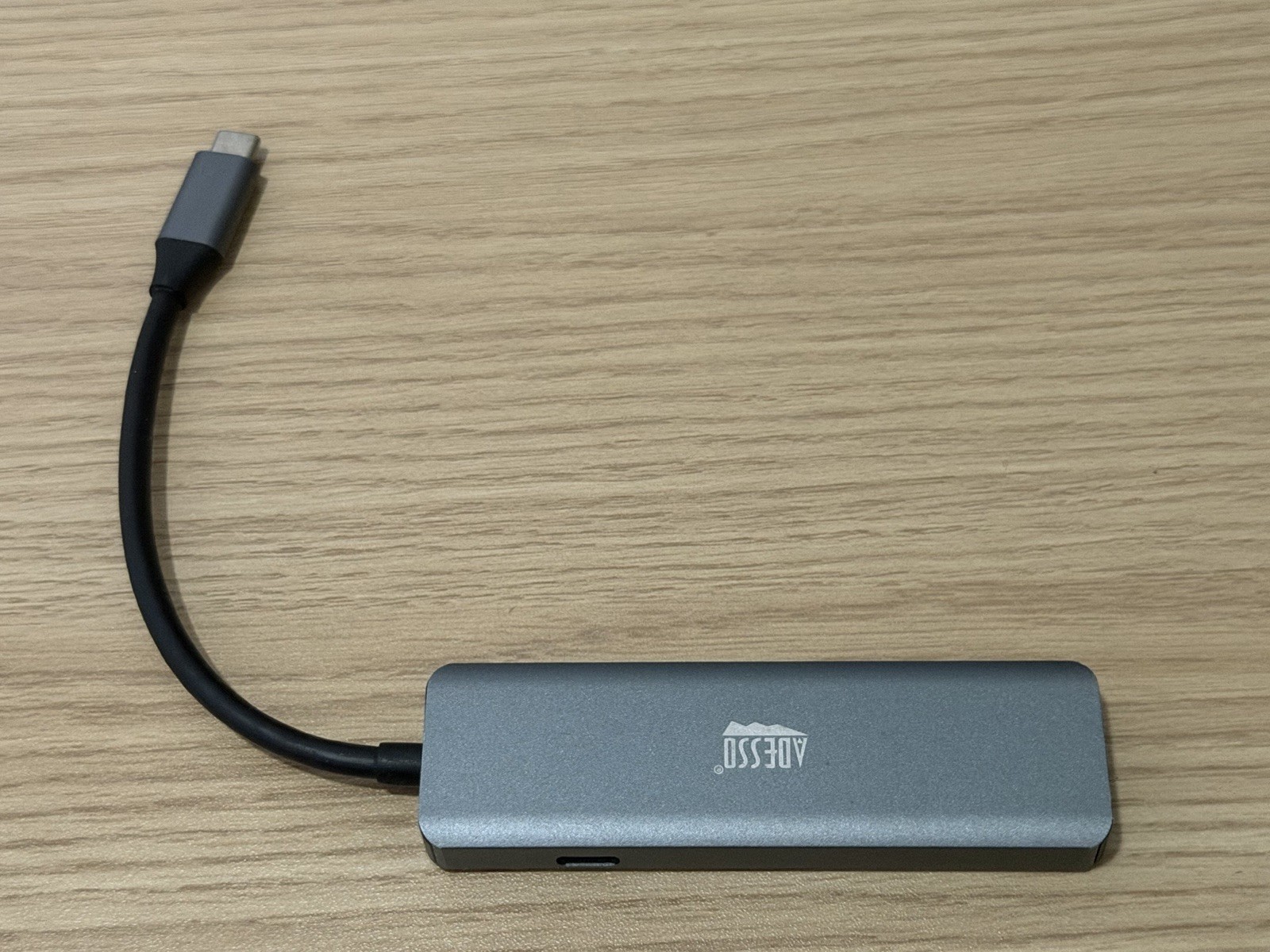 ADESSO USB-C Multiport Hub