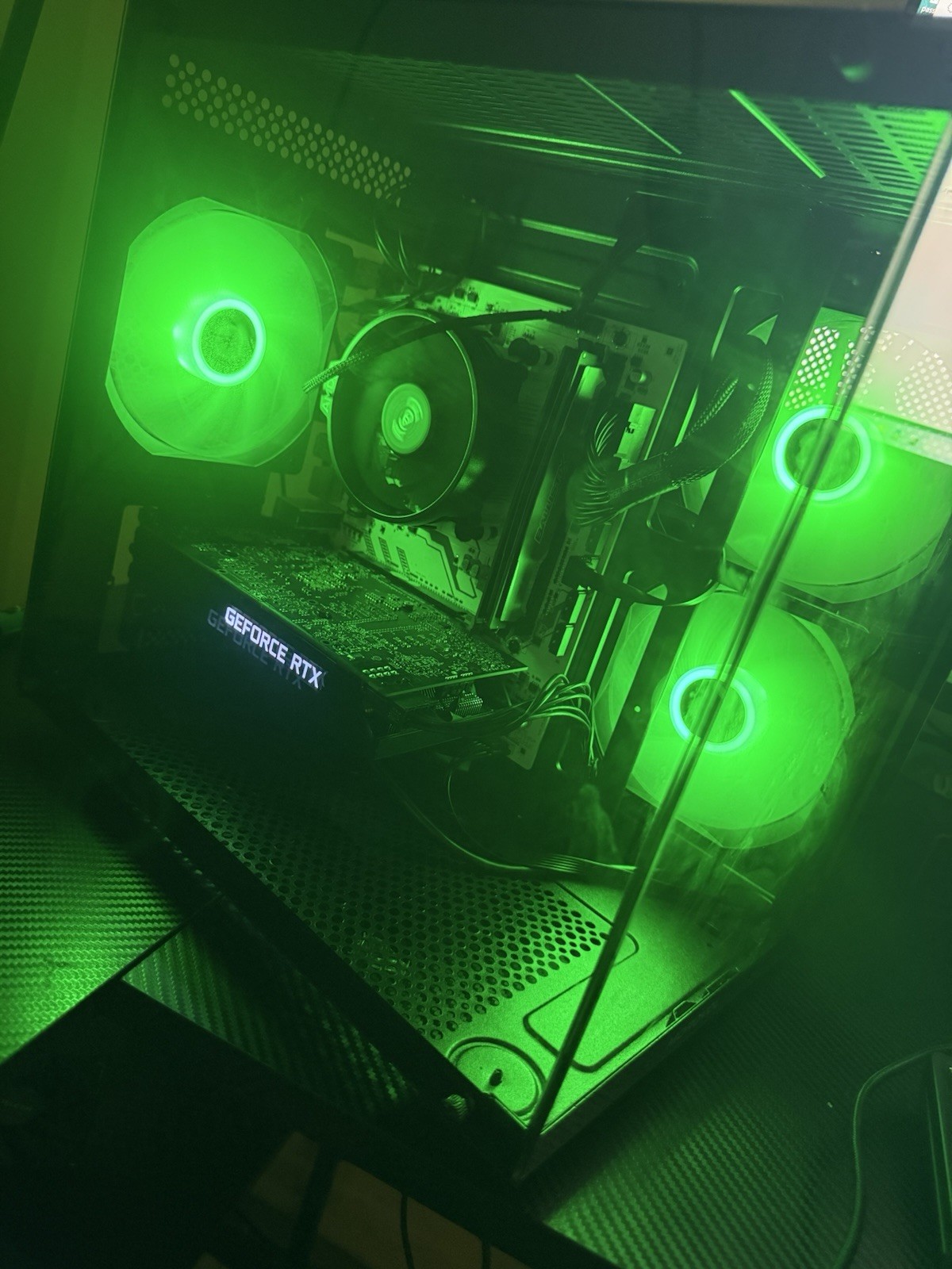 Gaming PC Ryzen 5 3600 RTX 2060 6GB 16GB RAM 500GB SSD RGB Desktop