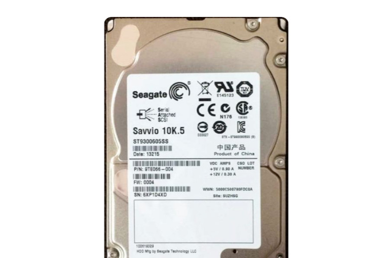 Seagate Savvio 10K.5 ST9300605SS 300GB 10000 RPM 64MB SAS 6Gb/s 2.5" (lot of 10)