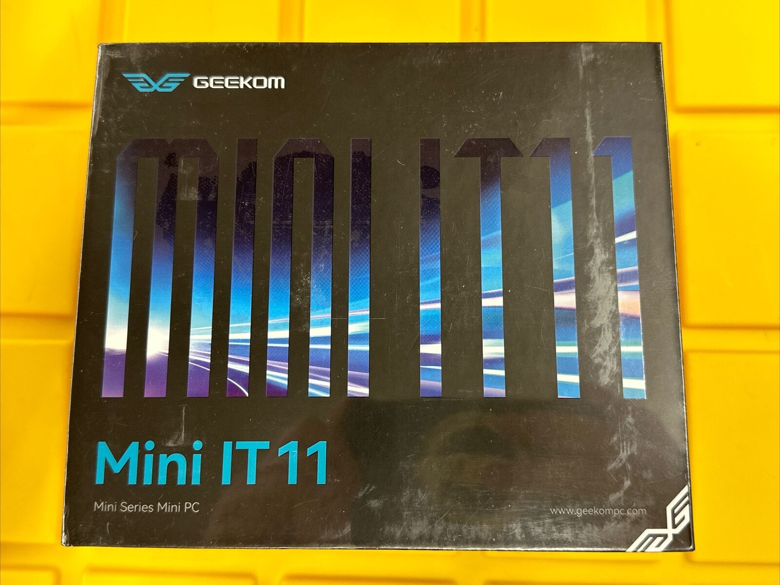 New GEEKOM Mini IT11 Desktop PC: i7-11390H, 16Gb RAM, 512Gb NVMe, WiFi 6 +Win 11