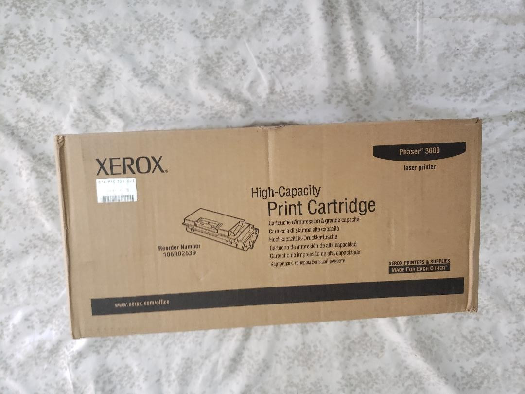 Genuine Xerox 106R02639 Phaser 3600 High Capacity laser Print Cartridge.