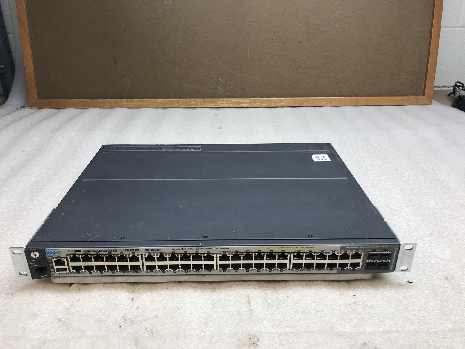HP Aruba J9729A 48-Port PoE+ Gigabit Switch w/ J9738A 575W PSU, J9733A Stack