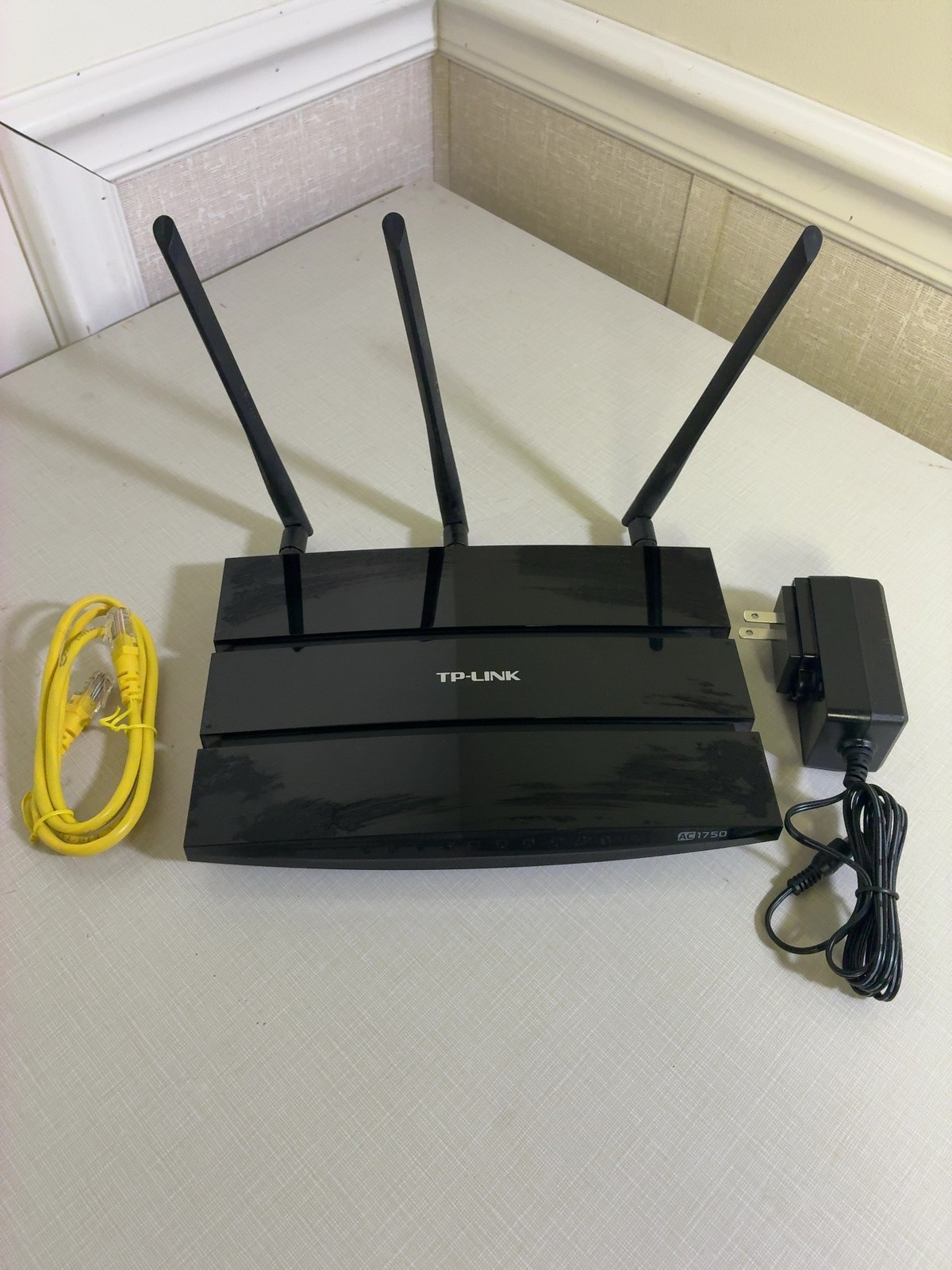 TP-Link Archer C7 AC1750 Wireless Dual Band Gigabit Router Black 3 Antennas